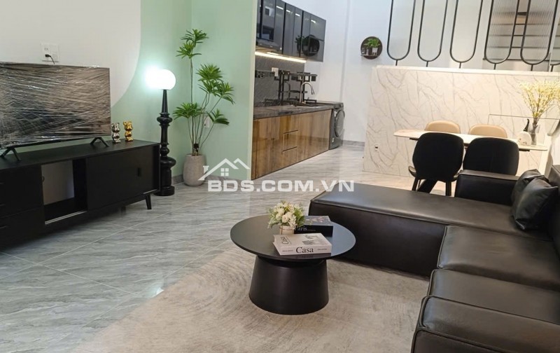 Bán nhà ở đường Phạm Hùng - Quận 8 - Đẹp keng- Thành Phố Hồ Chí Minh